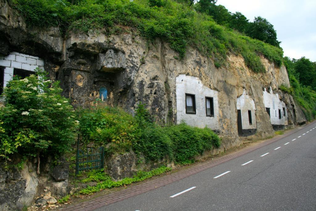 Hotel De Lange Akker Berg en Terblijt Exterior foto